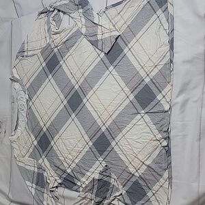 MAURICES 24/7 Flawless Gray Plaid Long Sleeve Tee Soft and Comphy Tee Fall Color